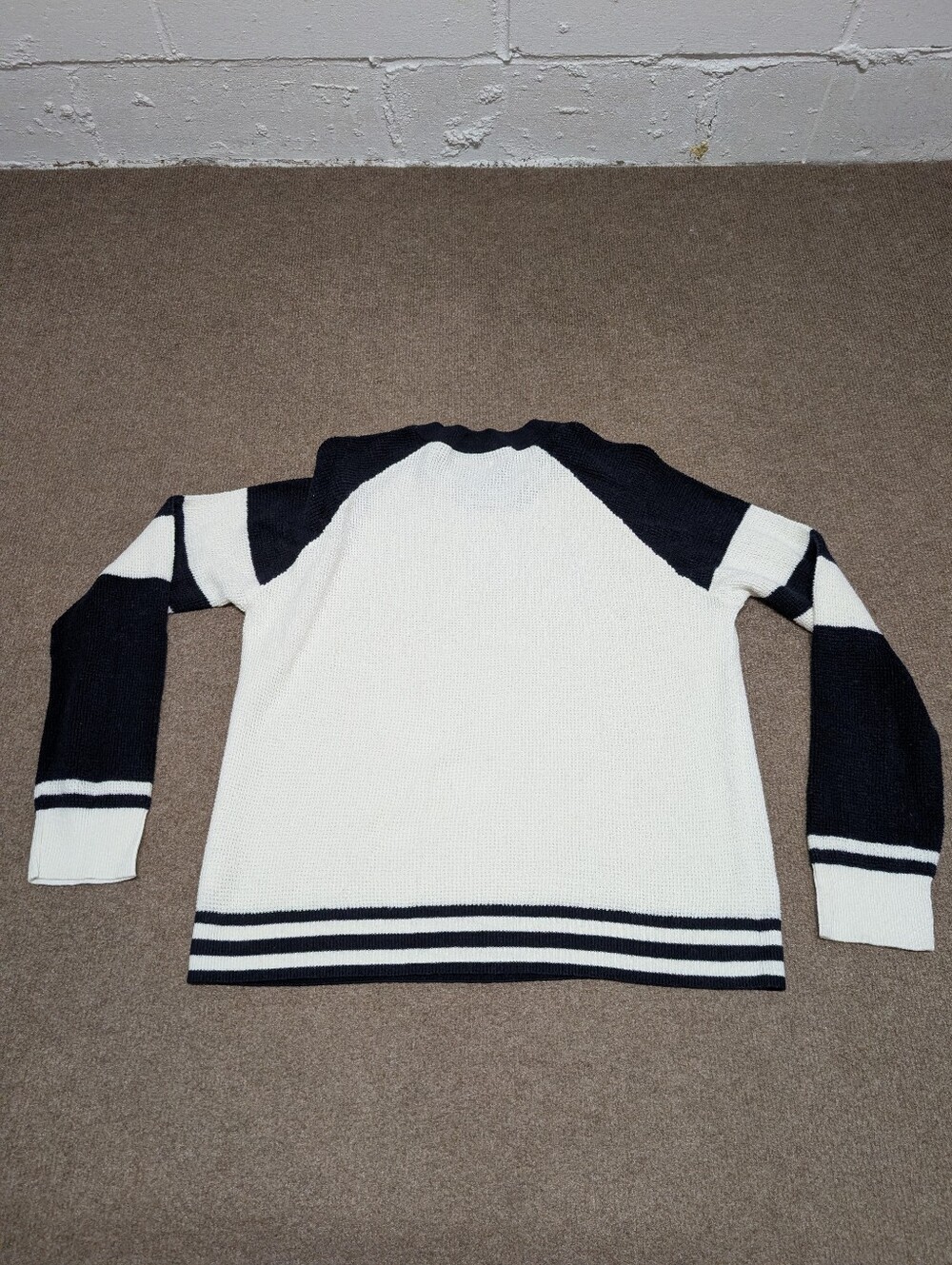 FAHERTY Women's Throwback Stripe Sweater (Large) - Picture 5 of 9